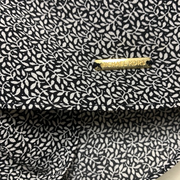 Michael Kors Long Sleeve - Picture 13 of 14